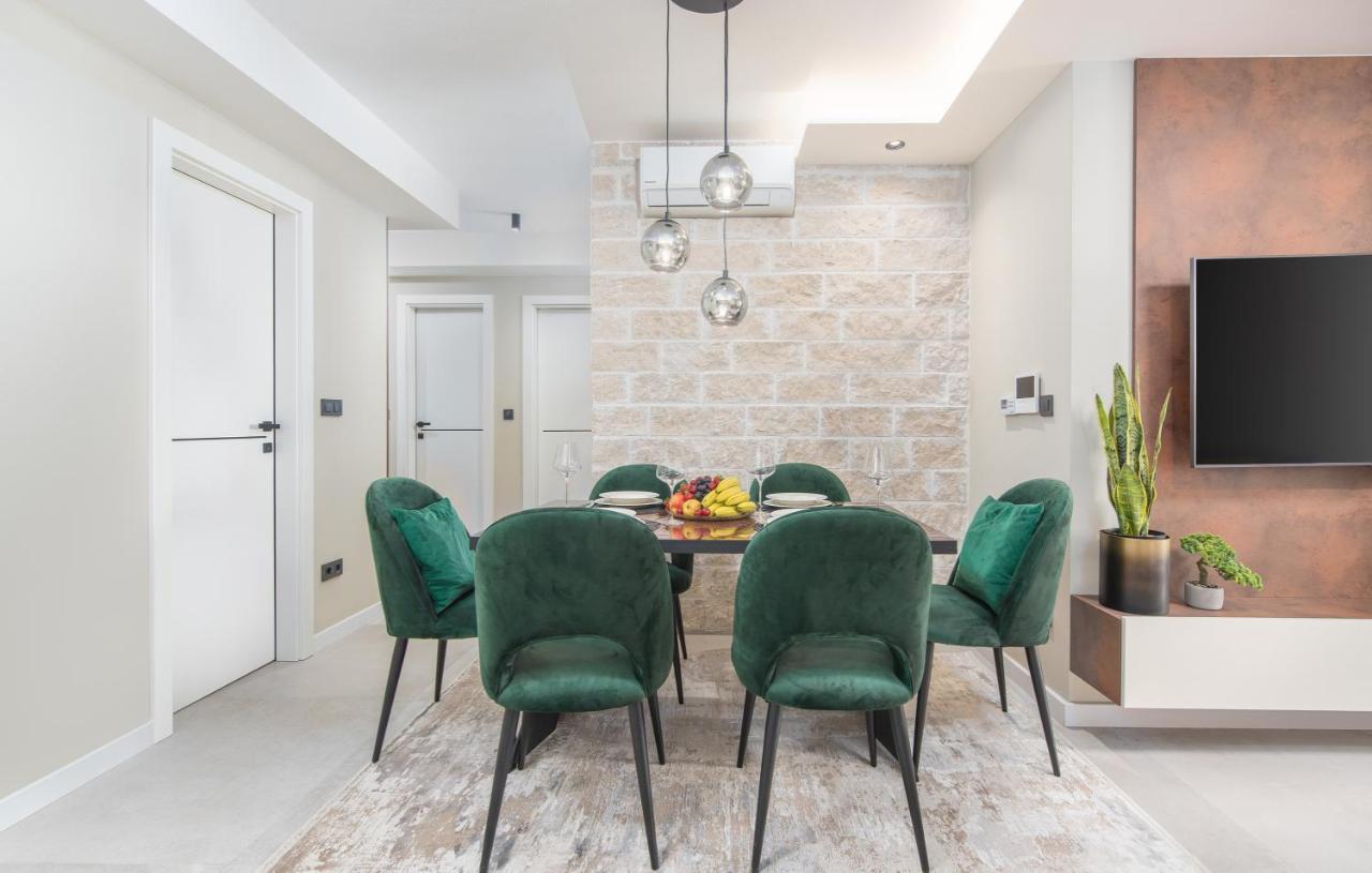 Val Di Sole Apartment Porec Ngoại thất bức ảnh